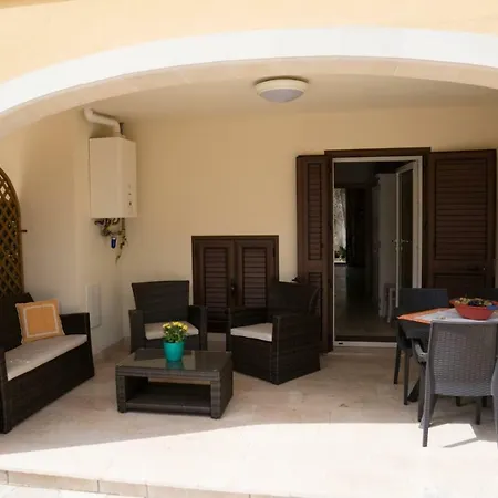 Casa Jacqueline Al Borgo Giuliano